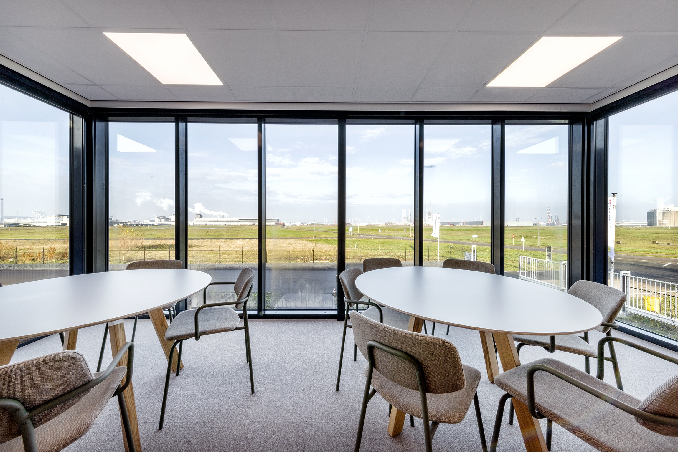 Kantoorgebouw Vlissingen inrichting
